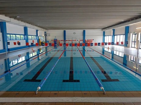 Cinisello, piscina Costa